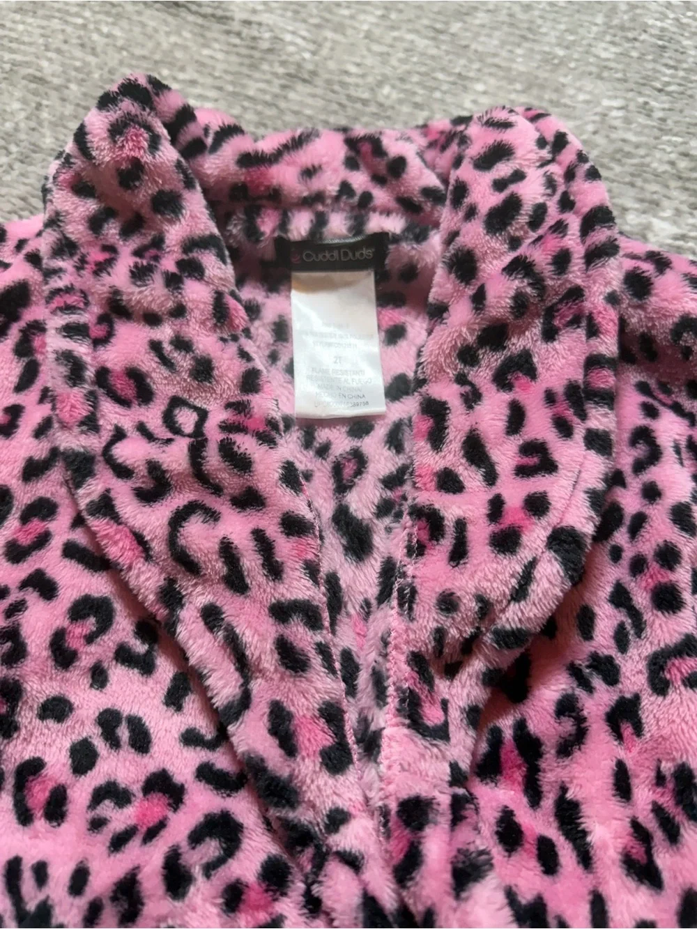 EUC Cuddl Duds Girls' Pink Leopard Fleece Bathrobe with heart pockets 2t